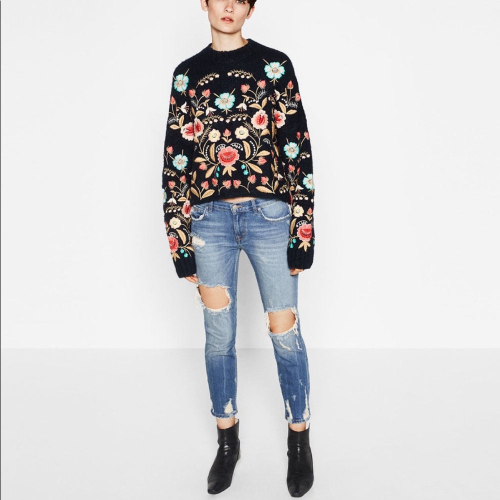 Zara Distressed Mom Jeans 8